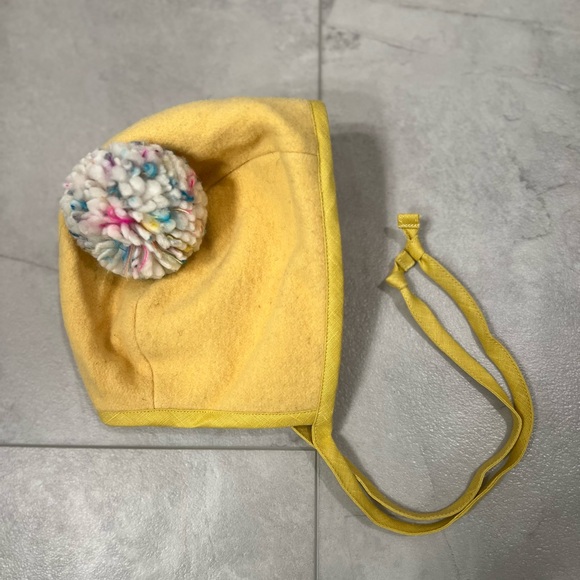 NWT 12-18M Briar Baby Bonnet with Confetti Pom-Pom - Picture 1 of 6